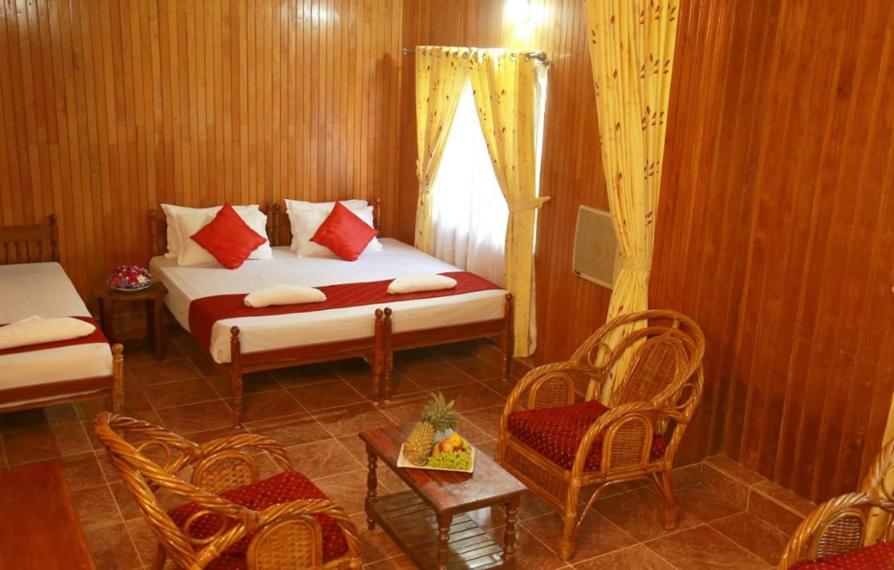 Lake Palace Family Resort Kumarakom Eksteriør billede